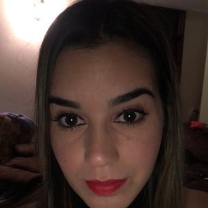 Meet your Posher, Veronica